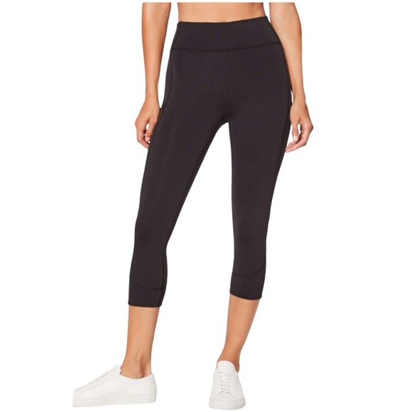 Lululemon In Movement Crop *Everlux 19" Size 10 - Picture 3 of 8